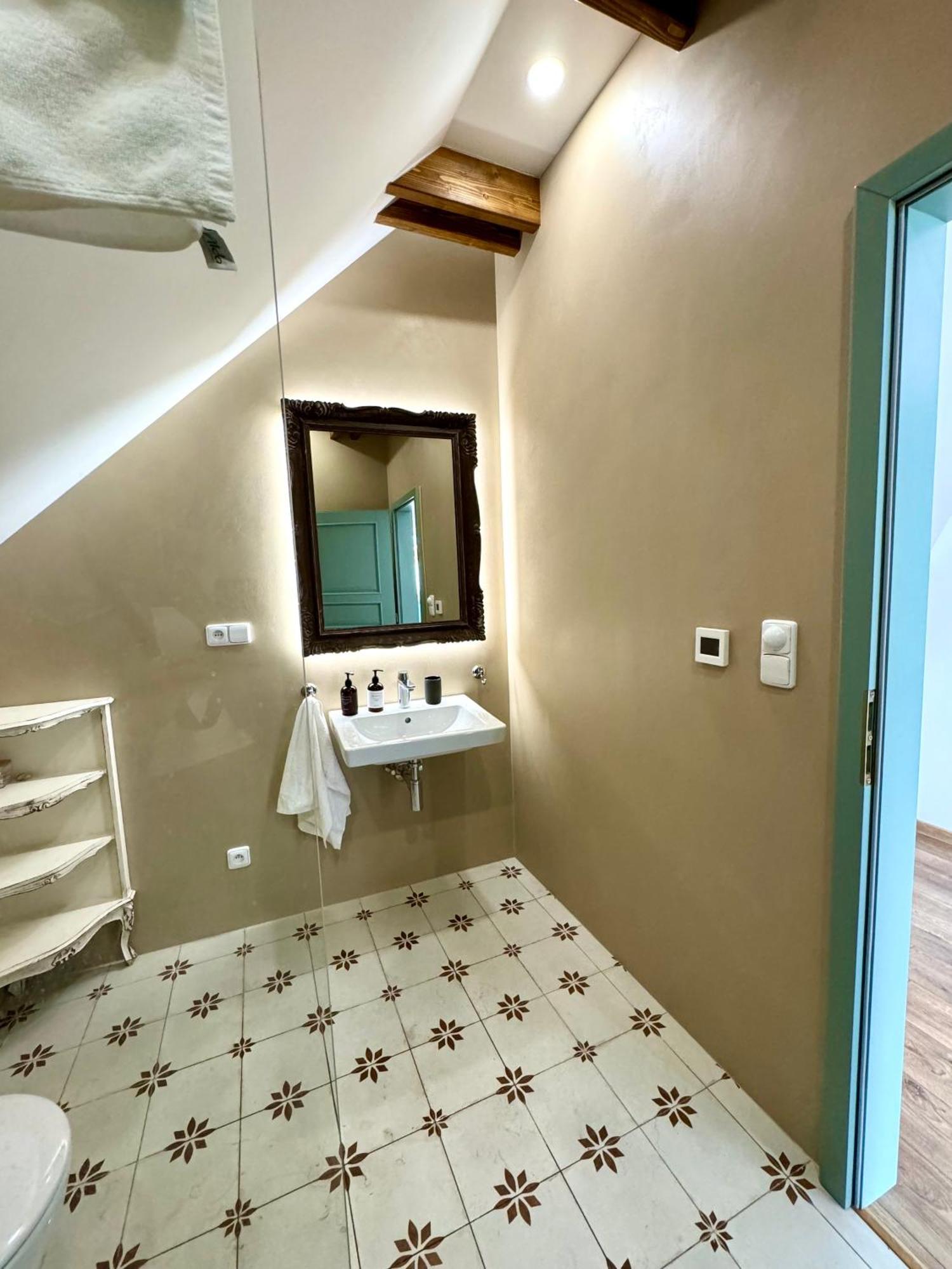 Soul Apartments มิคูลอฟ ภายนอก รูปภาพ